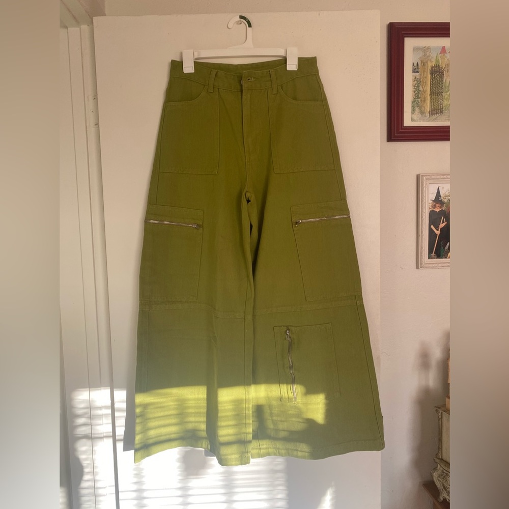 Cider Extra Wide Leg Cargo Pants Green Zip Pockets Size L
